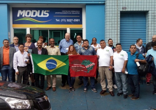 Delegações do Brasil e de outros países visitaram a escola Modus, de formação de vigilantes